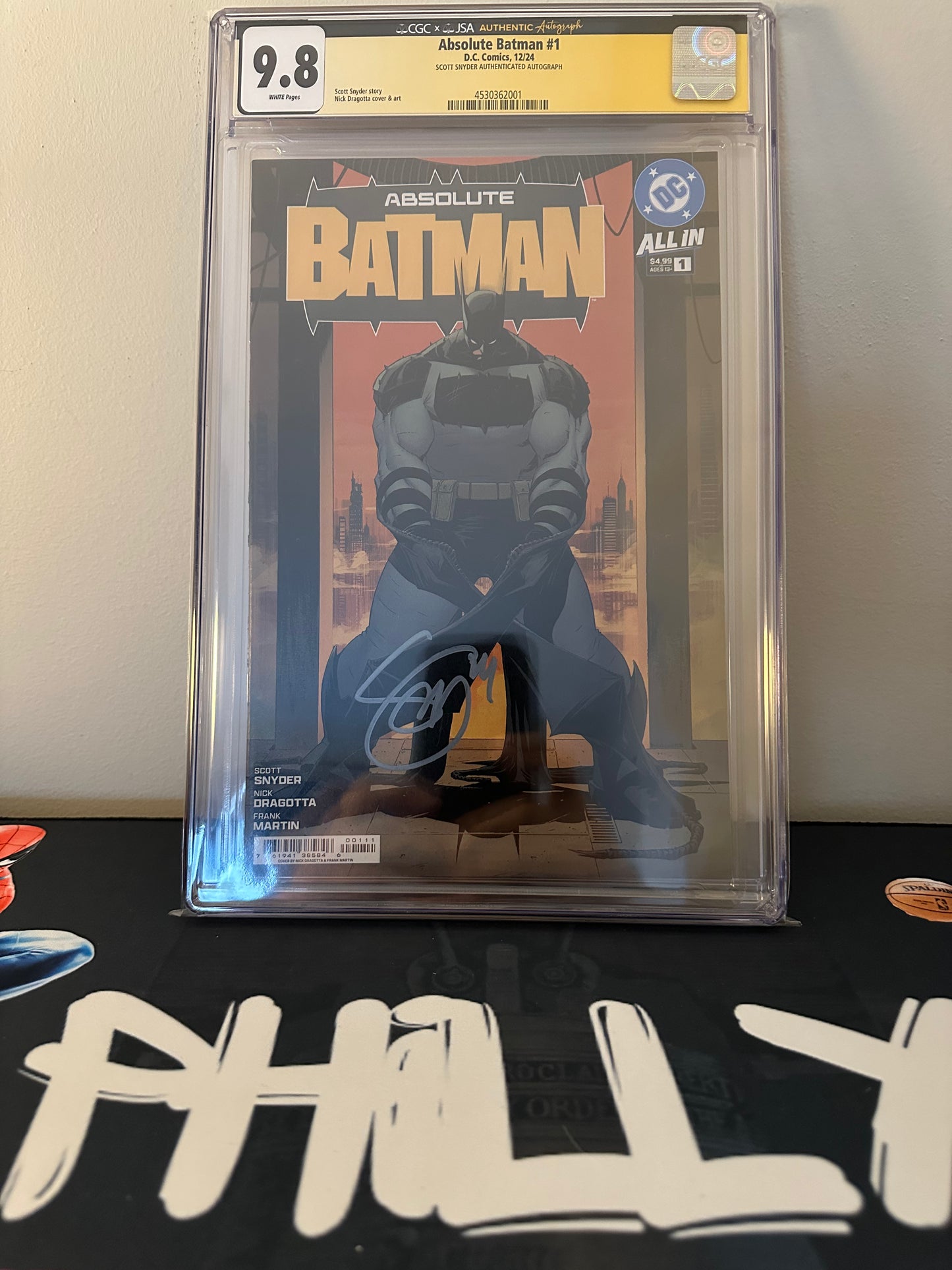Absolute Batman #1 - CGC SS 9.8 - Cover A Signed by Scott Snyder